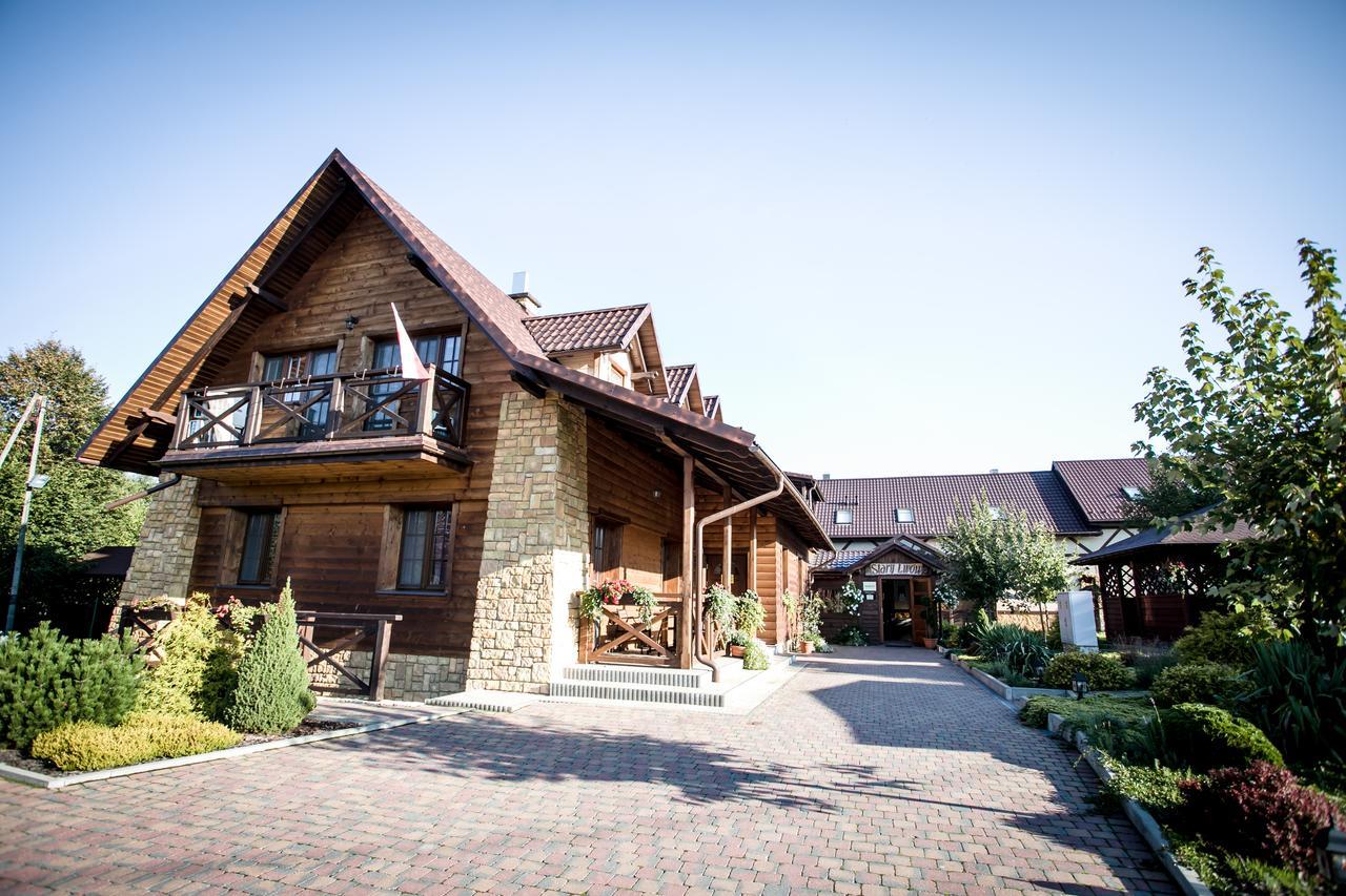 Stary Lwów Acomodação com café da manhã Korczyna  Exterior foto