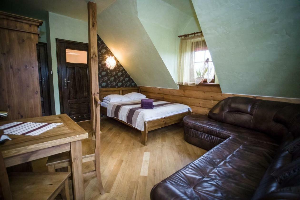 Stary Lwów Acomodação com café da manhã Korczyna  Exterior foto