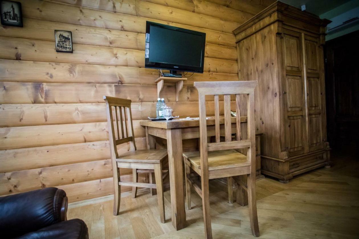 Stary Lwów Acomodação com café da manhã Korczyna  Exterior foto